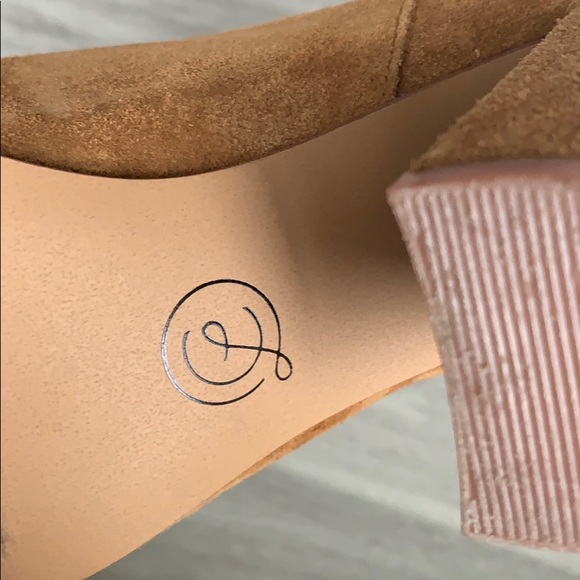 Chinese Laundry suede booties! (Right needs glued) - Picture 3 of 4